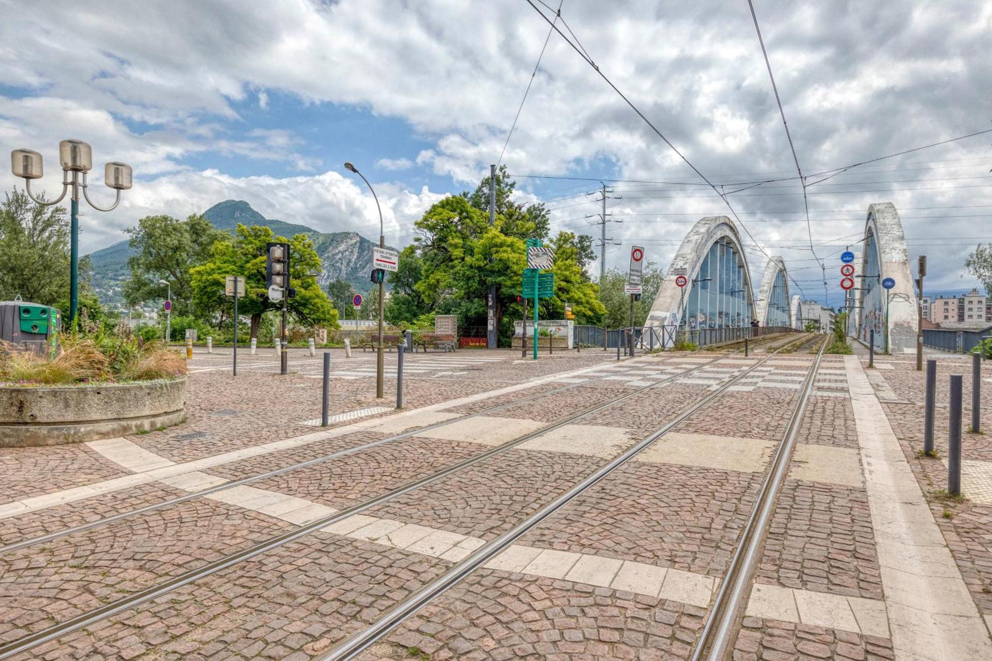 La Residentiel - Cea - Stmicro - Gare Apartman Fontaine  Kültér fotó